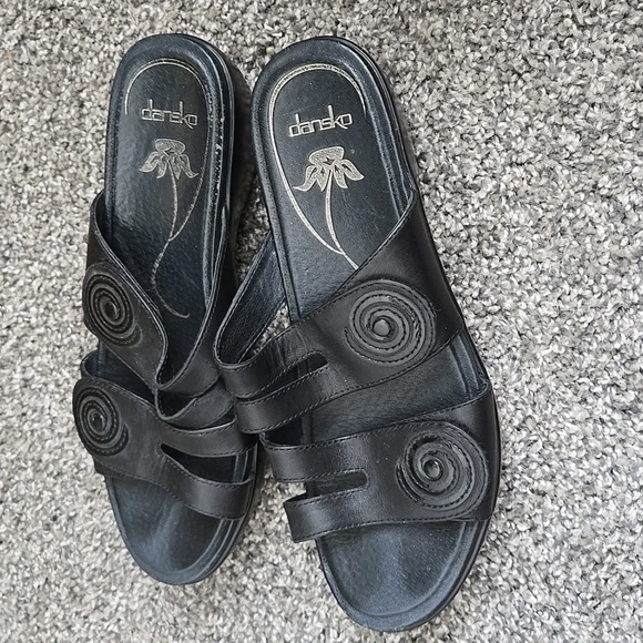 Dansko Black Slide Clog Mule  Sandals with Wide Straps Summer Shoes - Picture 3 of 8